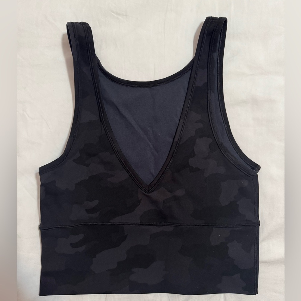 NWOT Lululemon Power Pivot Tank, Reversible, Black Camo